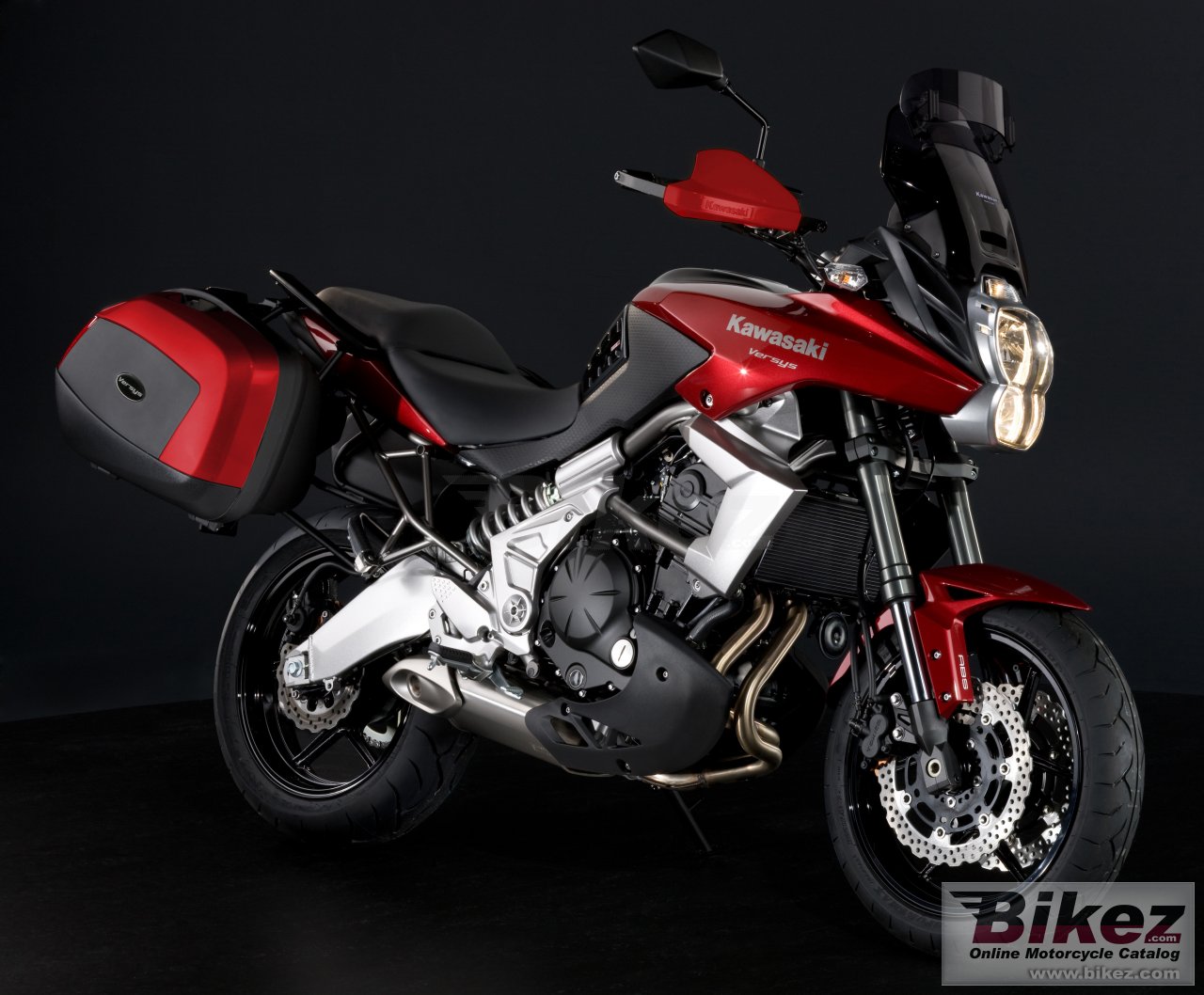 Big Kawasaki versys tourer picture and wallpaper from Bikez.com